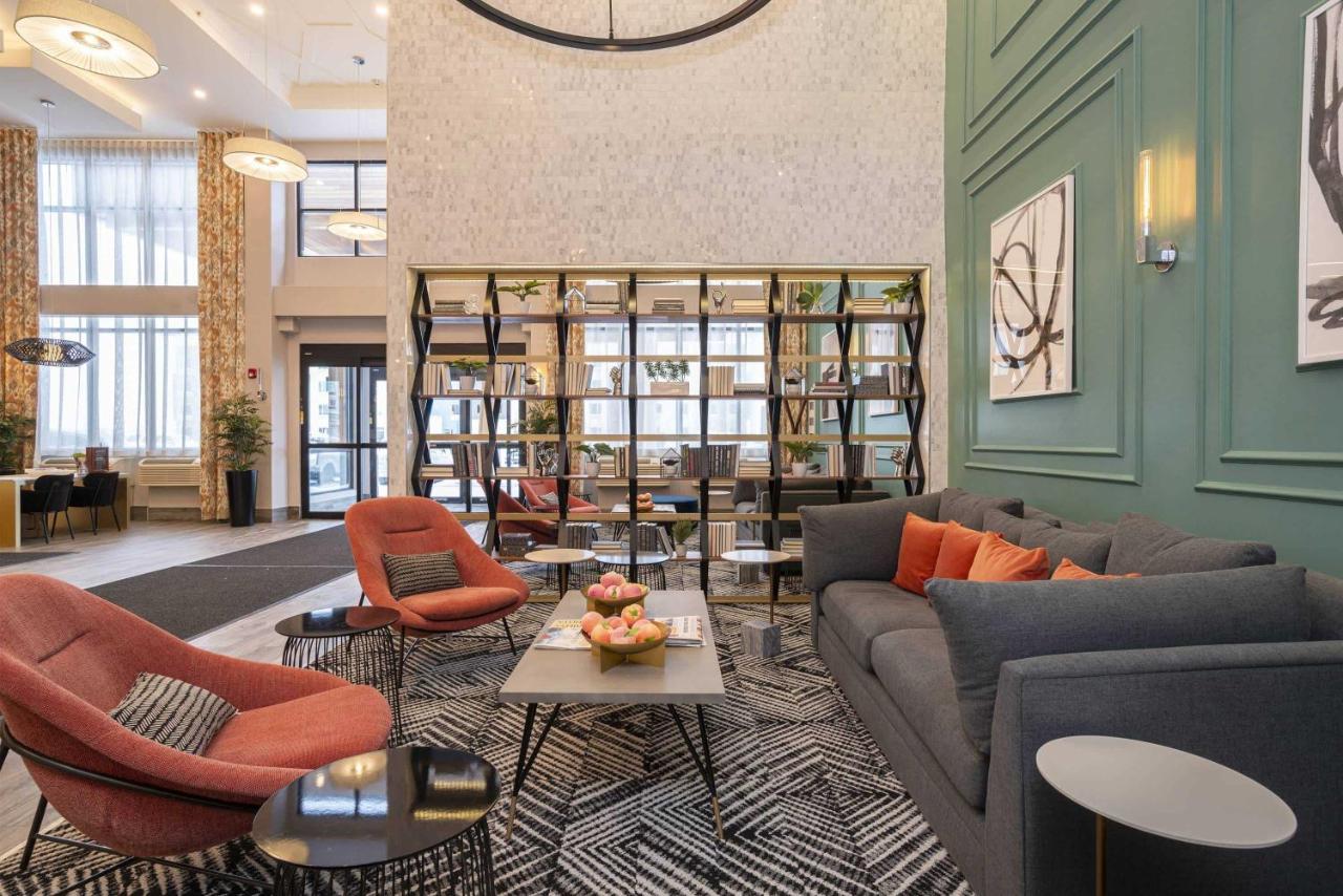 Sandman Signature Sherwood Park Hotel Экстерьер фото